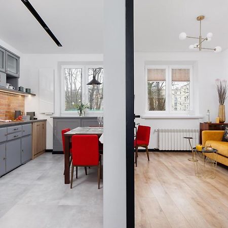 Apartments Osiedle Szkolne Cracow By Noclegi Renters Krakow Bagian luar foto